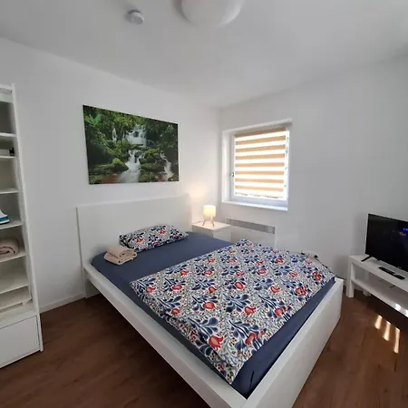 Apartmenthaus Kareth شقة *