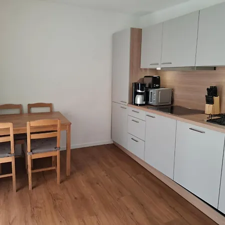 Apartmenthaus Kareth شقة