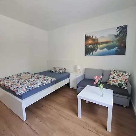 شقة Apartmenthaus Kareth