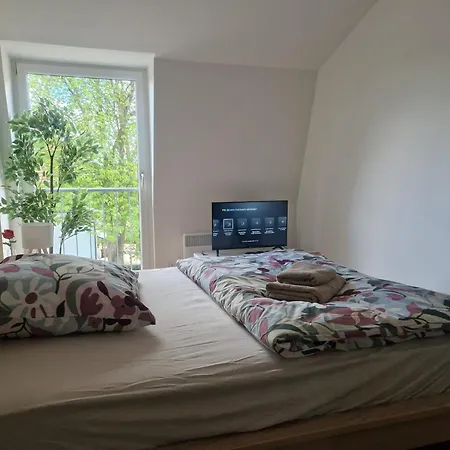 شقة Apartmenthaus Kareth *