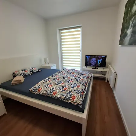 شقة Apartmenthaus Kareth